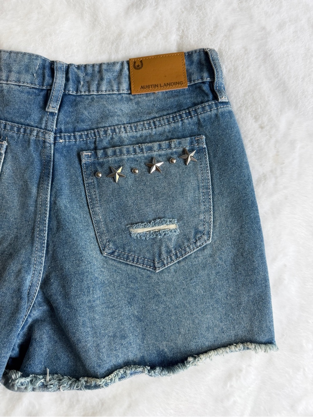 Austin Landing High Rise Denim Shorts Size 7 NWT - Picture 11 of 12